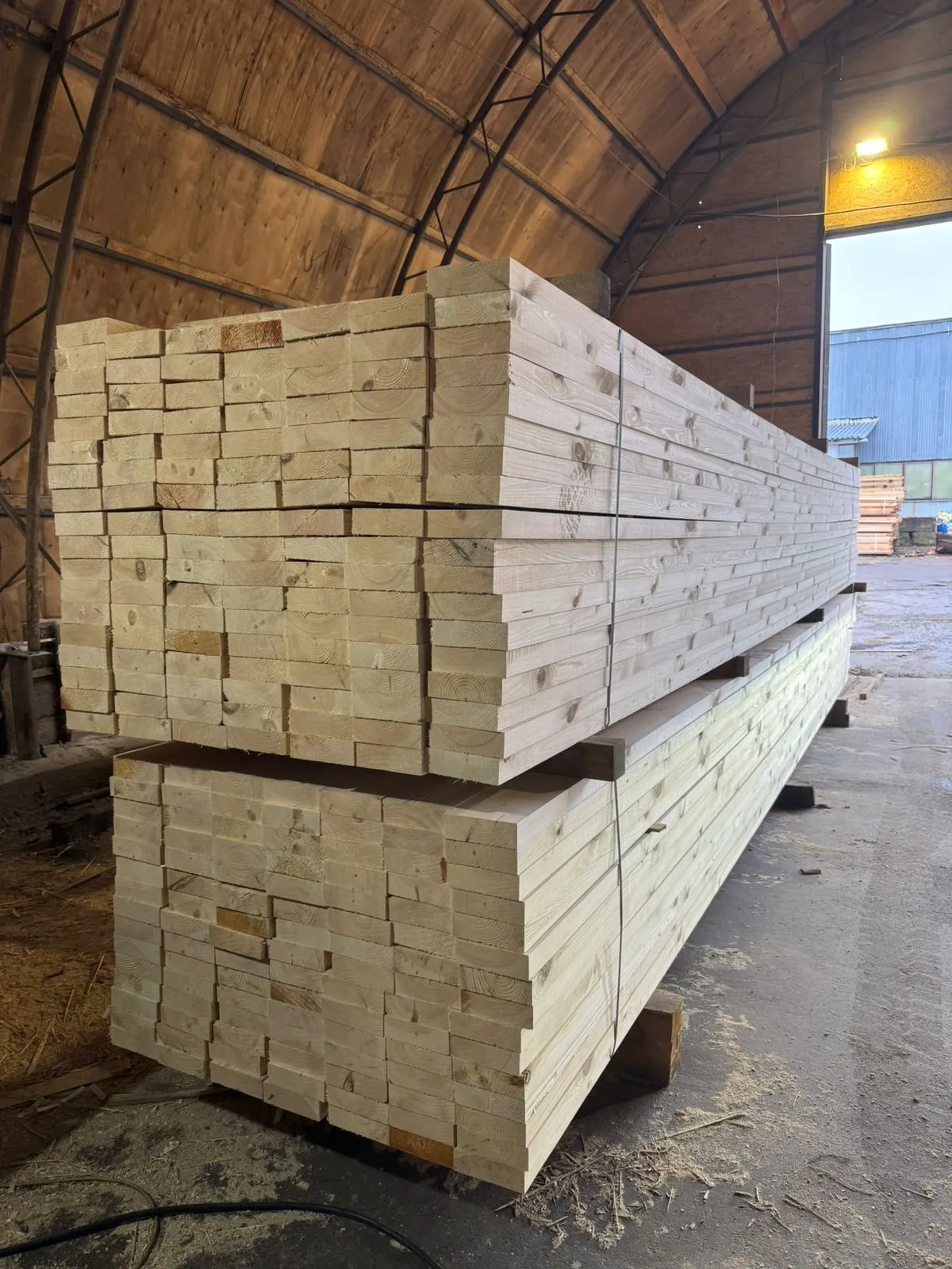 Купить Доска строганная сухая 50х150х6000 мм ГОСТ