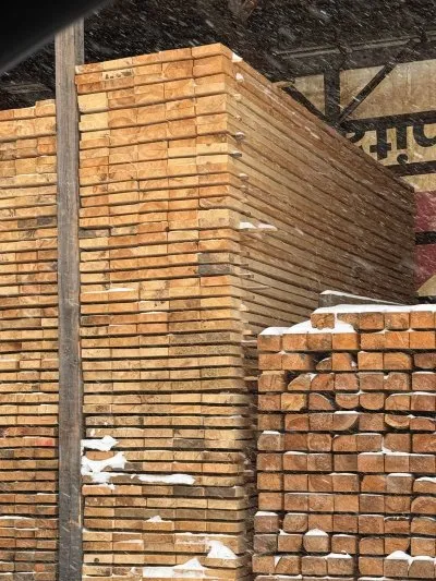 Доска обрезная 40х200х6000 мм ГОСТ, 1 сорт — фото