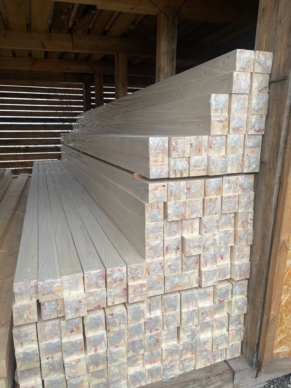 Купить Брус клееный 90х90х6000 мм (Сосна, Ель)