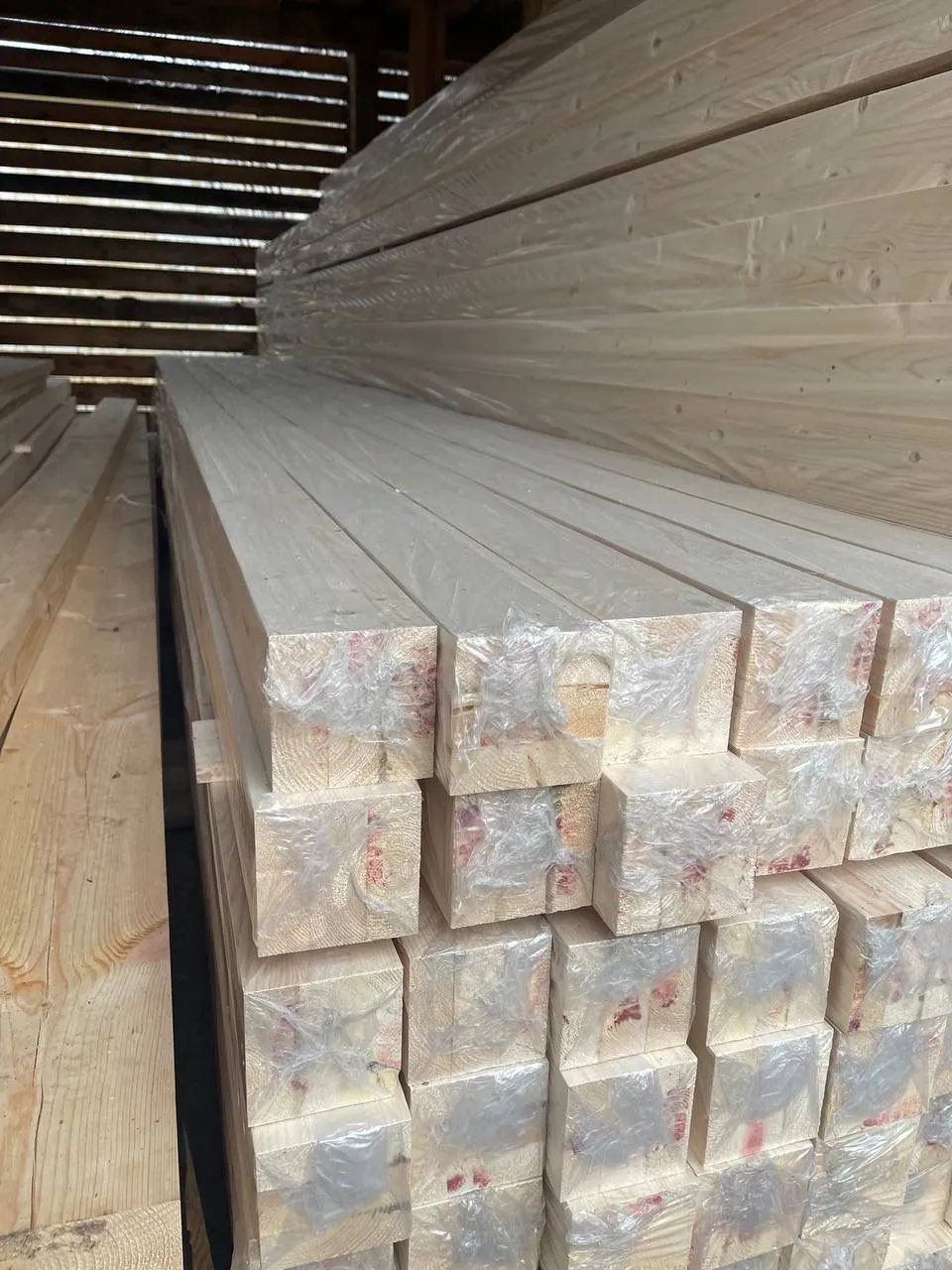 Купить Брус клееный 90х90х6000 мм (Сосна, Ель)