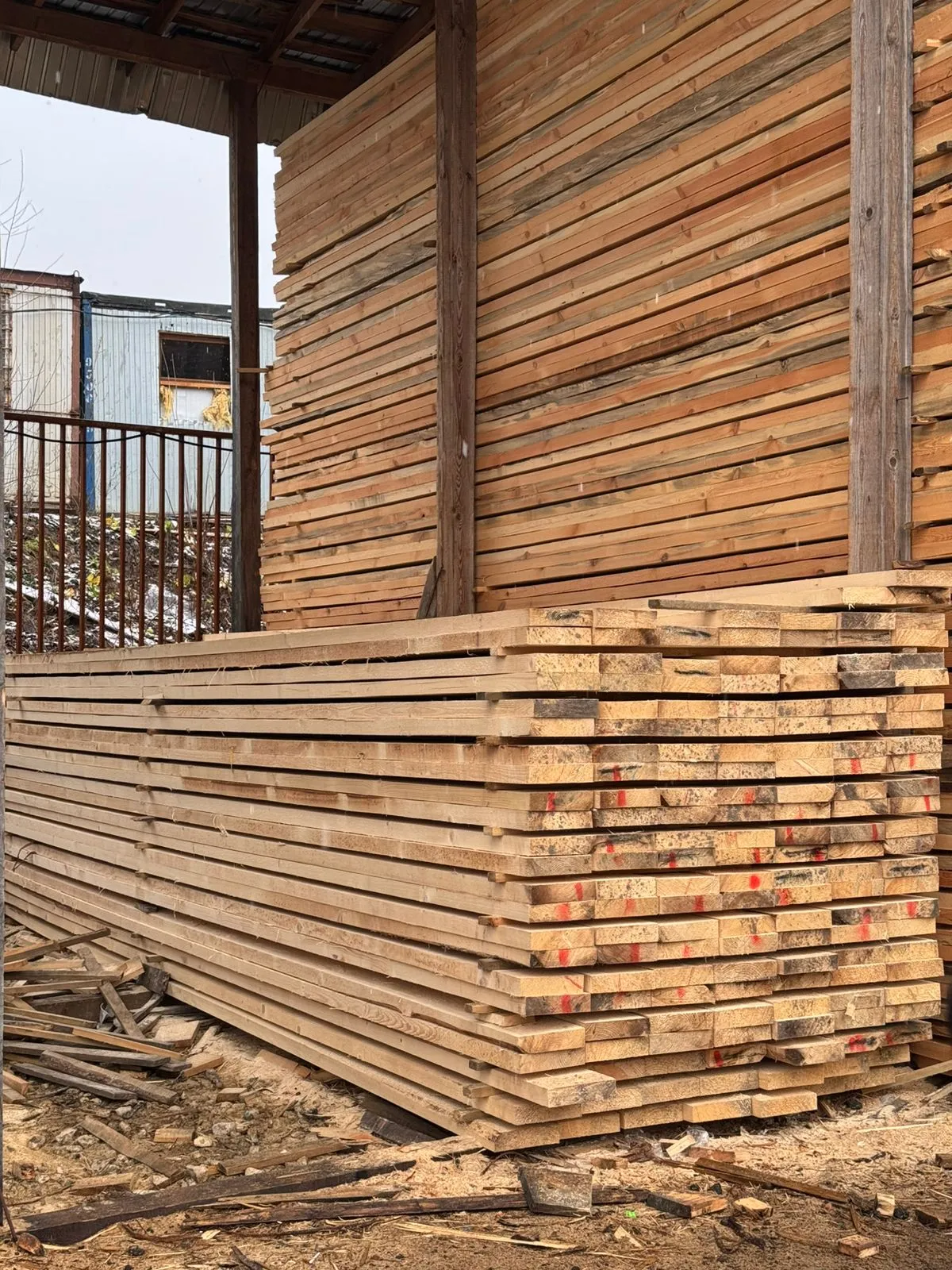 Купить Доска обрезная 50х200х6000 мм ГОСТ, 1 сорт