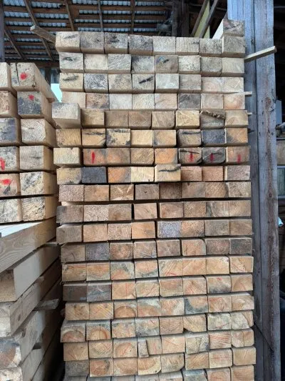 Брус обрезной 90х140х6000 мм ТУ, 1 сорт — фото