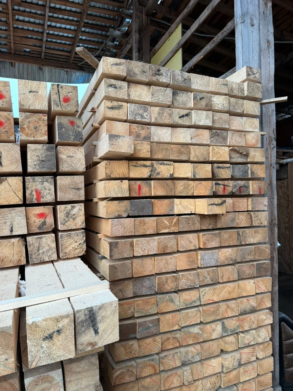 Купить Брус обрезной 90х140х6000 мм ТУ, 1 сорт