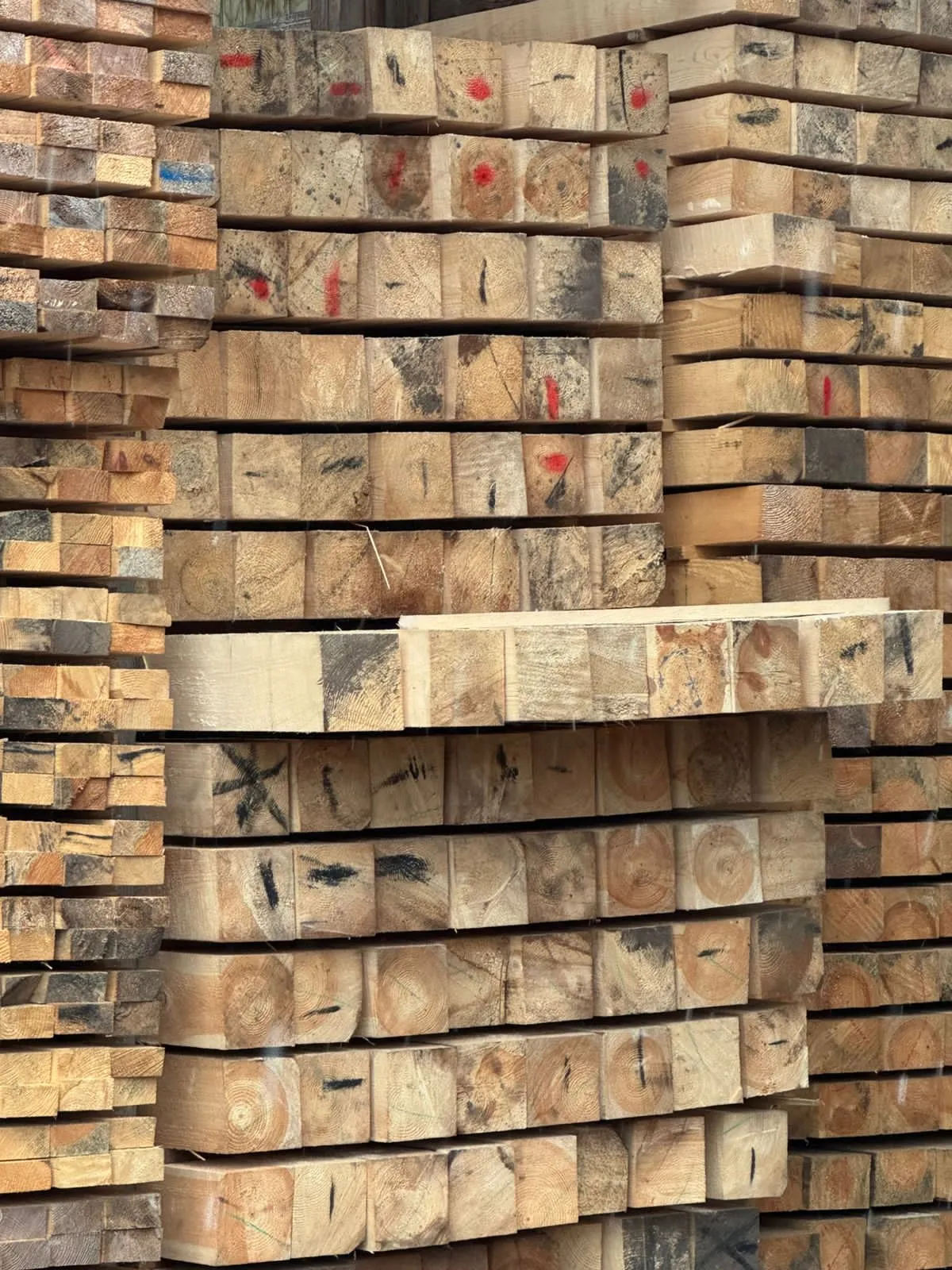 Купить Брус обрезной 140х140х6000 мм ТУ, 1 сорт