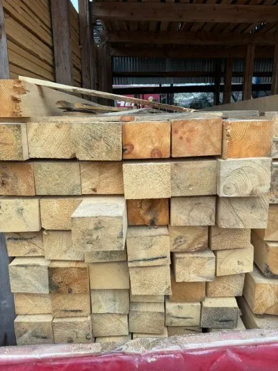 Брус обрезной 140х190х6000 мм ТУ, 1 сорт — фото