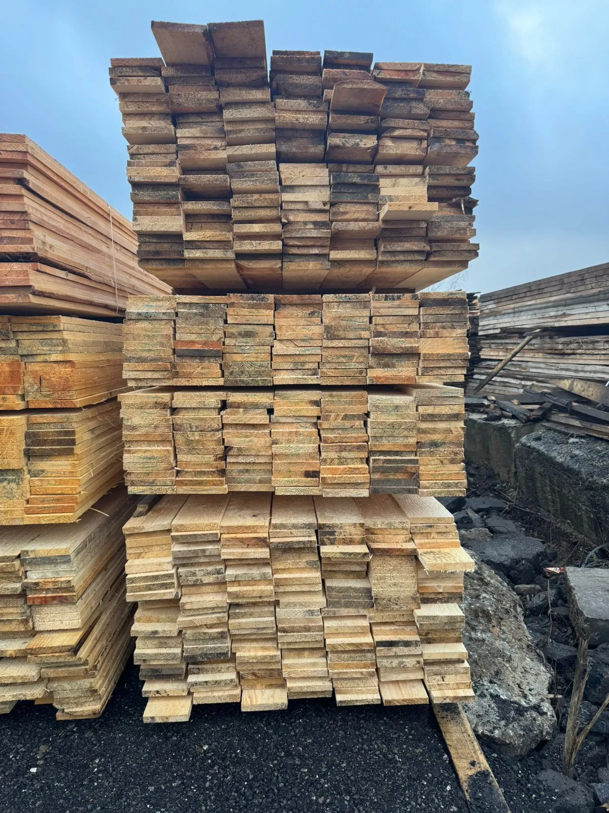 Купить Доска обрезная 22х140х6000 мм ТУ, 1 сорт