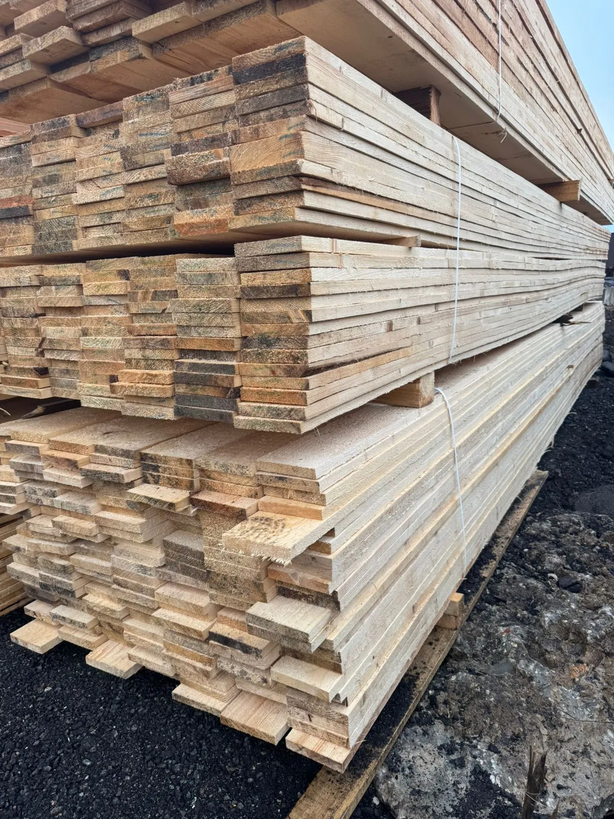 Купить Доска обрезная 22х140х6000 мм ТУ, 1 сорт