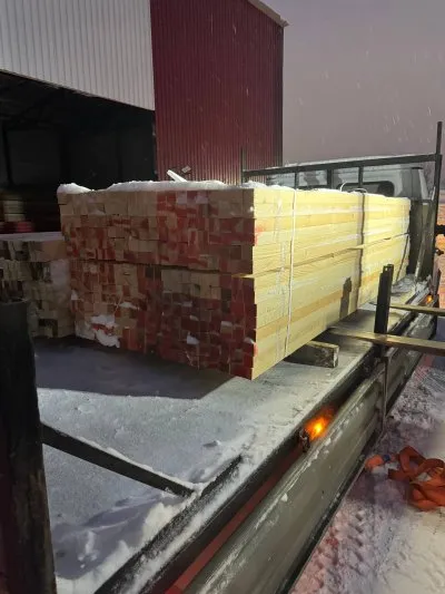 Брусок обрезной 40х40х3000 мм 1 сорт — фото