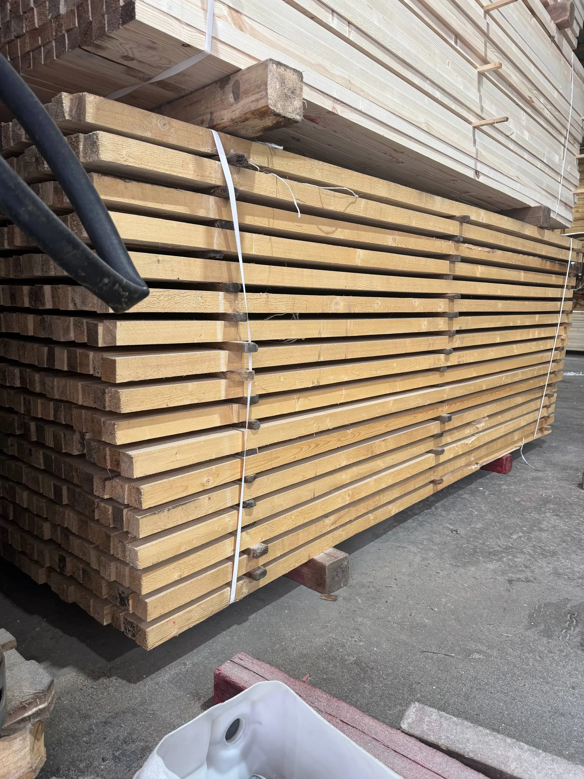 Купить Брусок обрезной 45х45х3000 мм 1 сорт