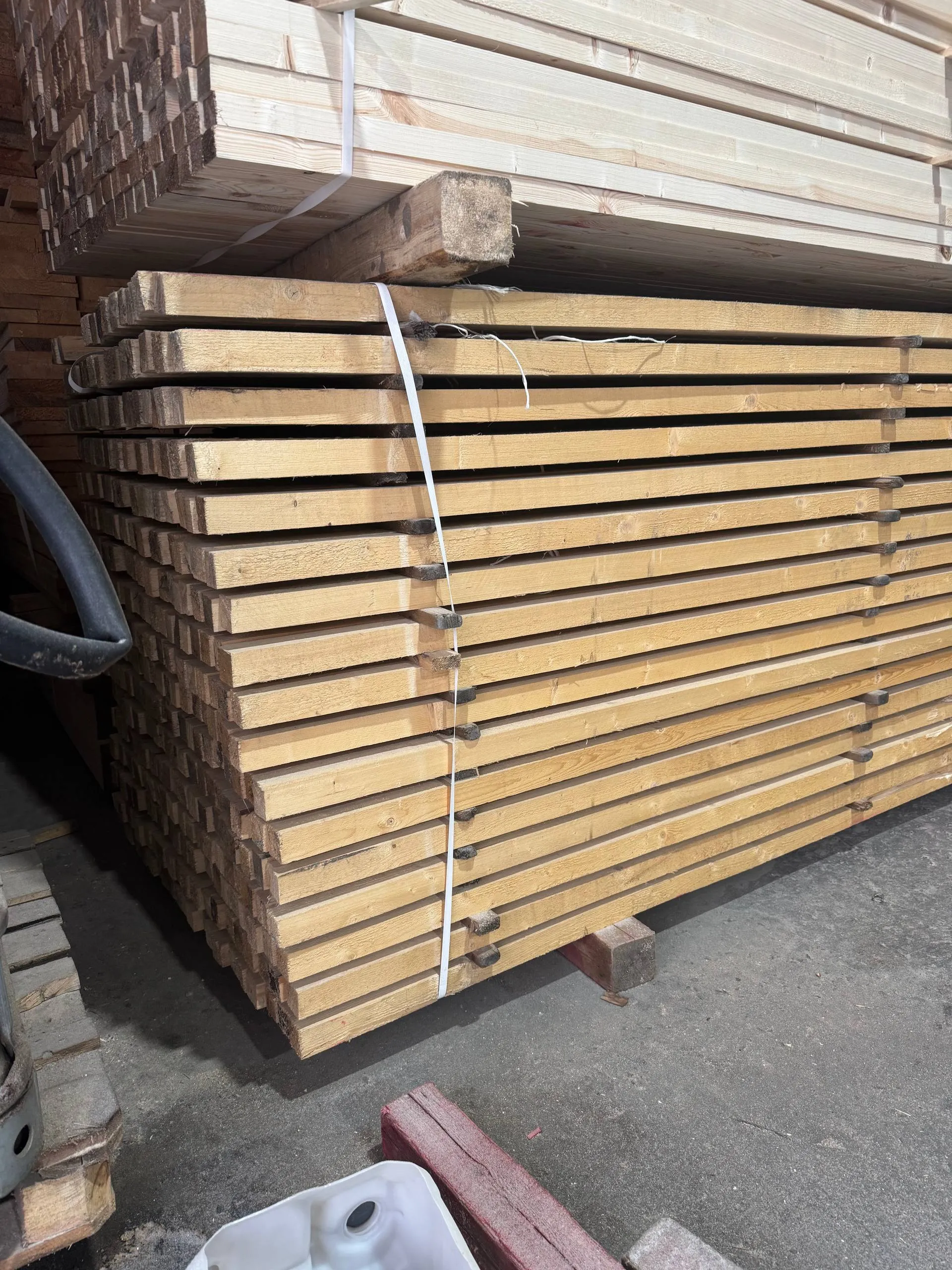 Купить Брусок обрезной 45х45х3000 мм 1 сорт