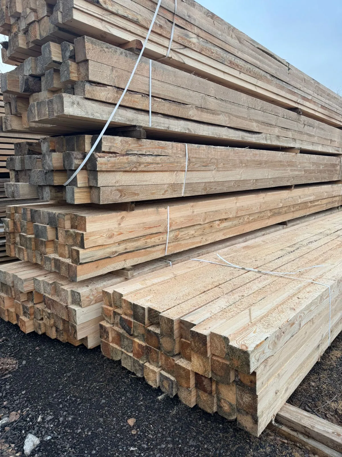 Купить Брус обрезной 100х100х6000 мм 2 сорт