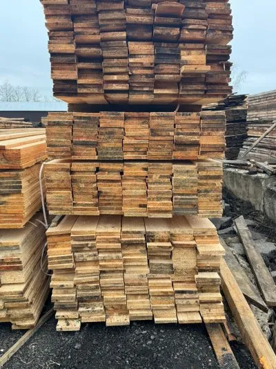 Доска обрезная 25х150х3000 мм ГОСТ, 1 сорт — фото