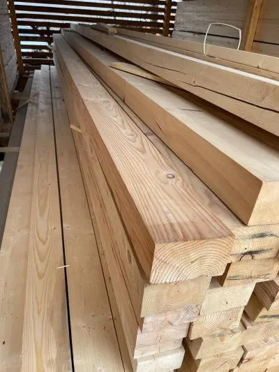 Брус сухой строганный 90х140х6000 мм — фото