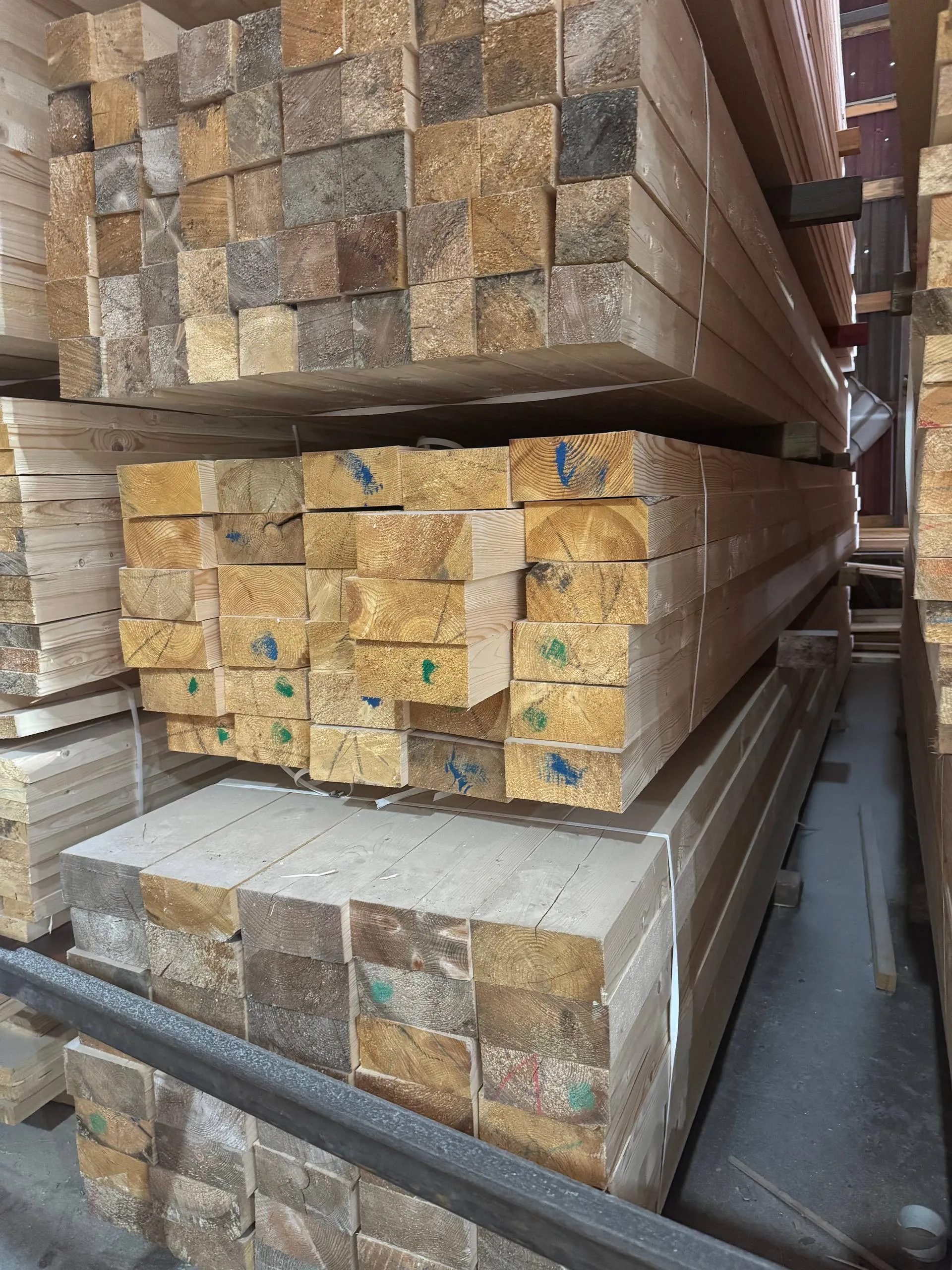 Купить Брус сухой строганный 90х190х6000 мм