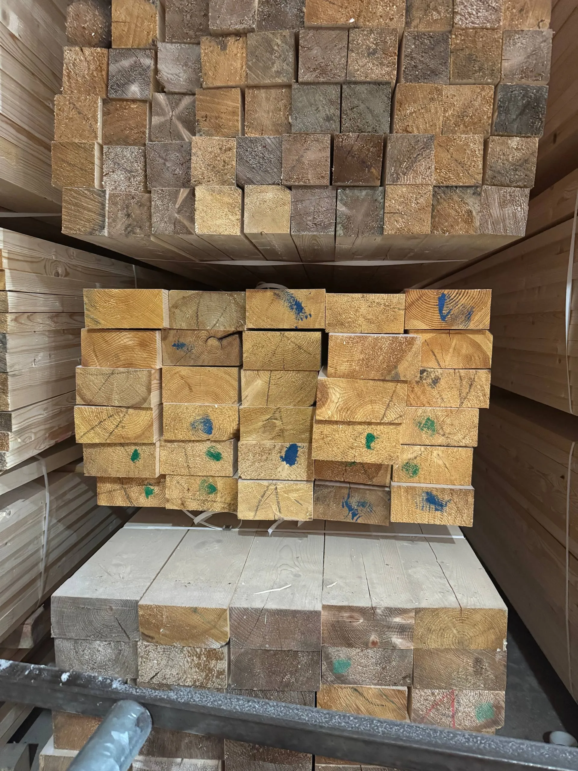 Купить Брус сухой строганный 90х190х6000 мм