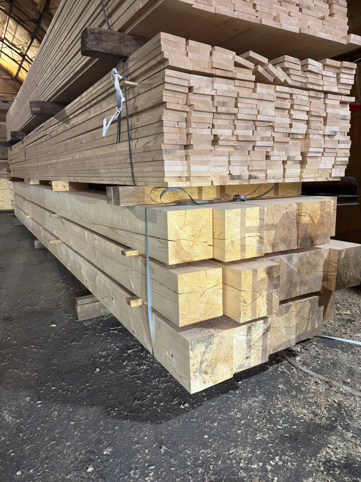 Купить Брус сухой строганный 200х200х6000 мм ГОСТ