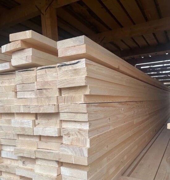 Доска строганная толщиной 35 мм в отделке