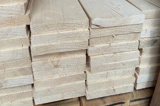 Доска строганная толщиной 25 мм в производстве